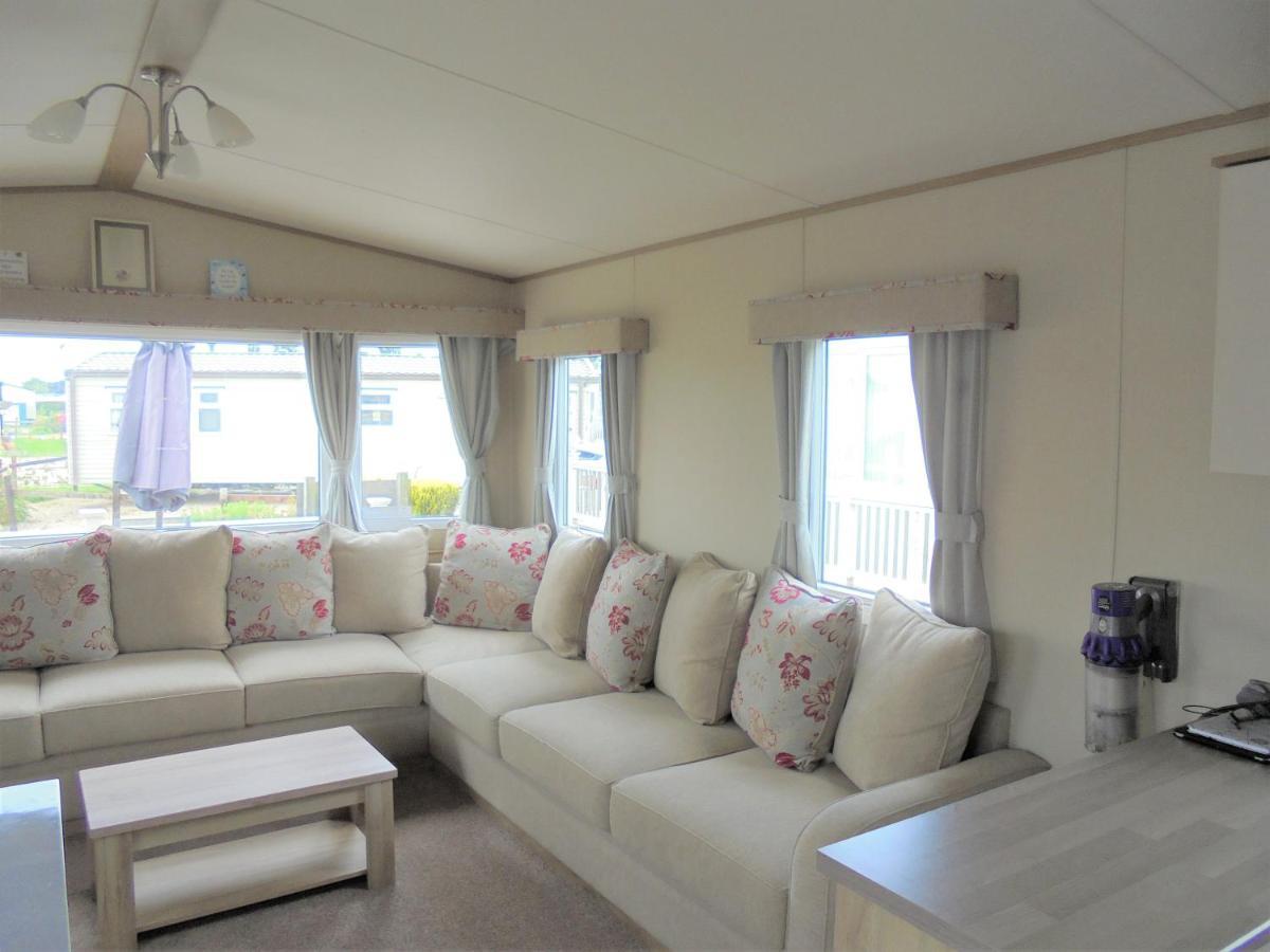Haven Richmond : Oakley:- 6 Berth Heated