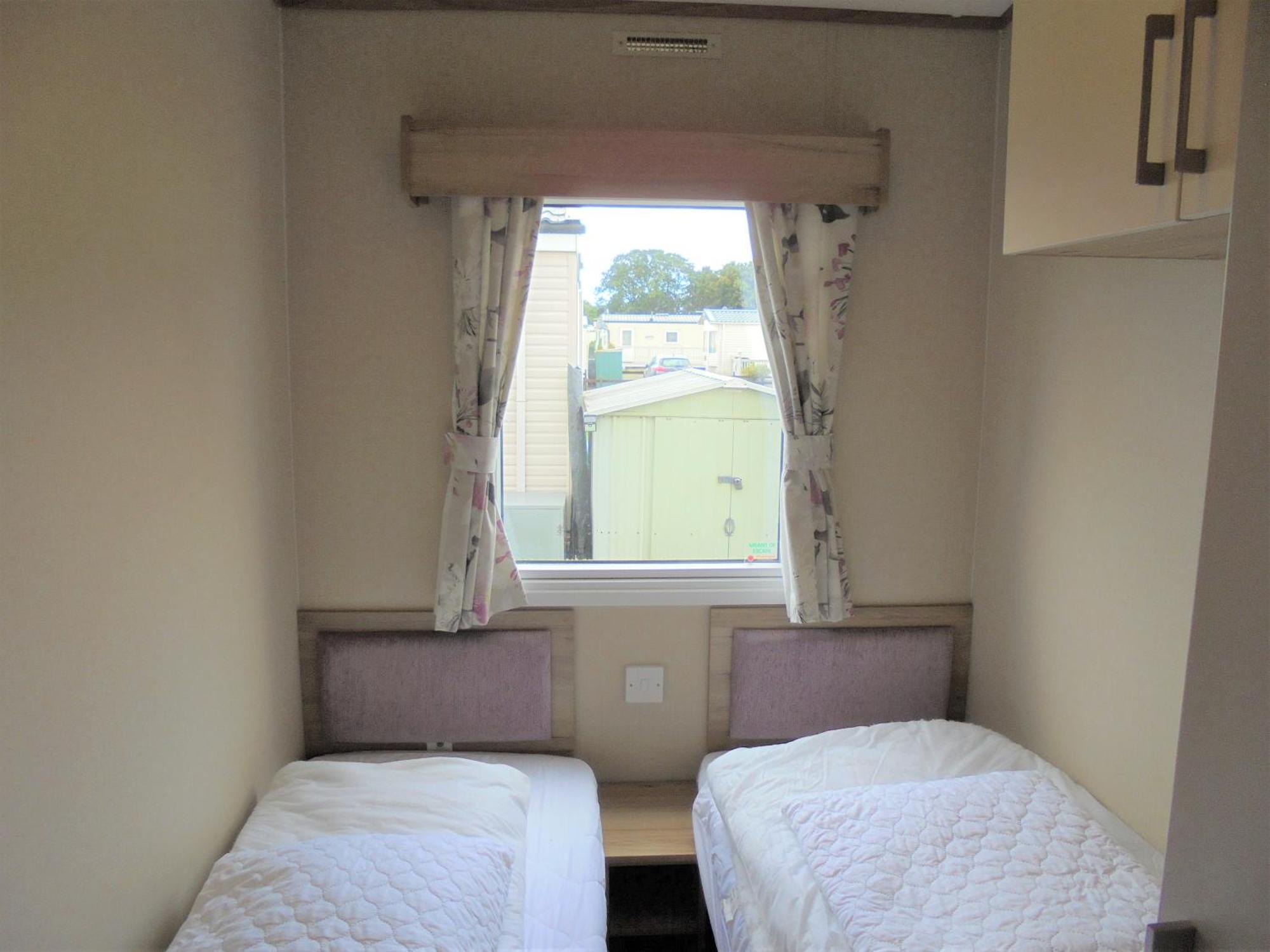 Haven Richmond : Oakley:- 6 Berth Heated * Skegness