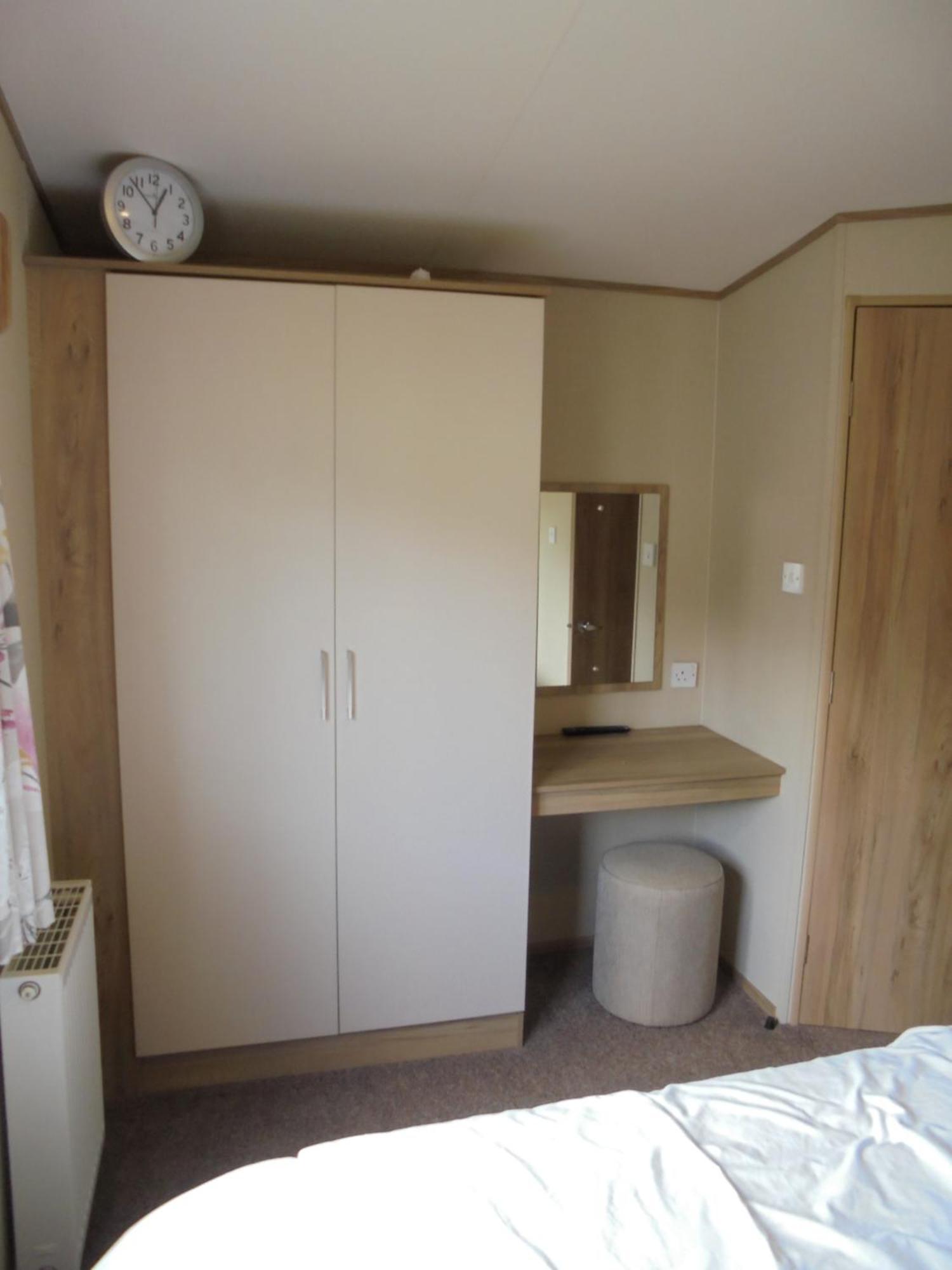 Haven Richmond : Oakley:- 6 Berth Heated *