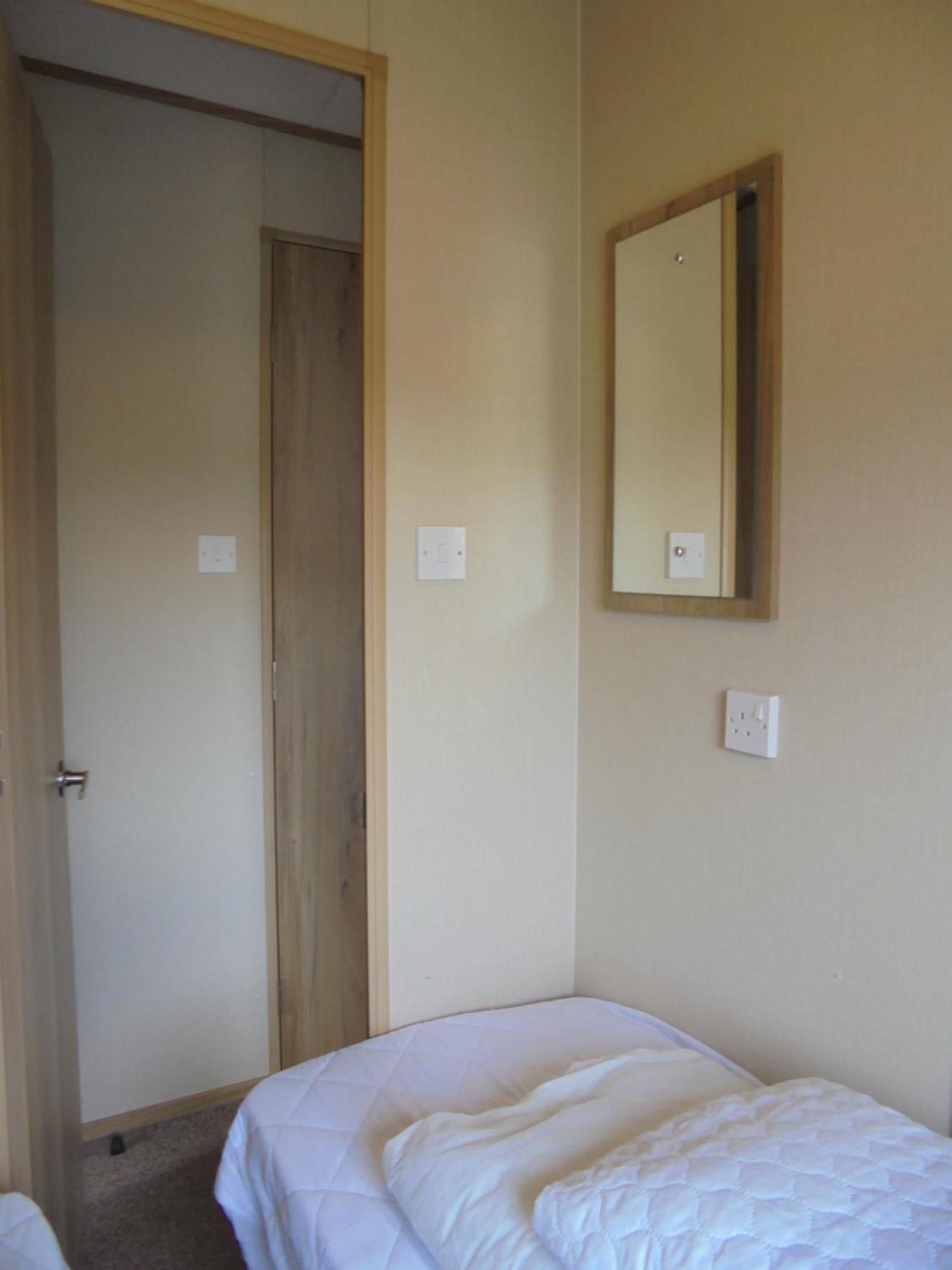 Apartment Haven Richmond : Oakley:- 6 Berth Heated