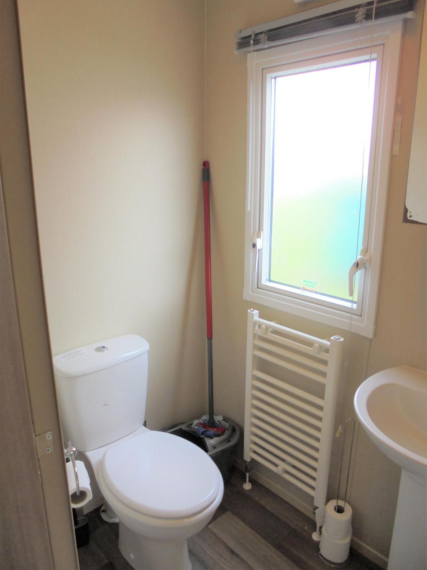 Haven Richmond : Oakley:- 6 Berth Heated Apartment *