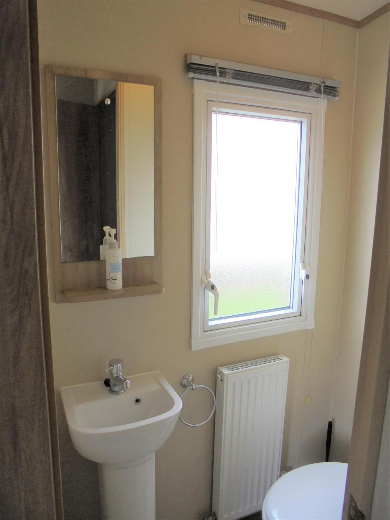 Haven Richmond : Oakley:- 6 Berth Heated * Skegness